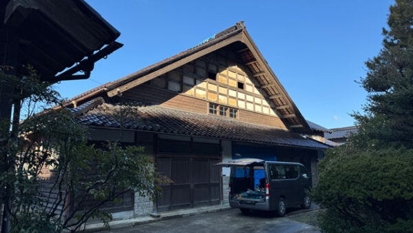 石川県羽咋郡志賀町で初の傾斜修正工事
